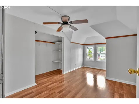 5636 N Delaware Avenue Portland OR 97217