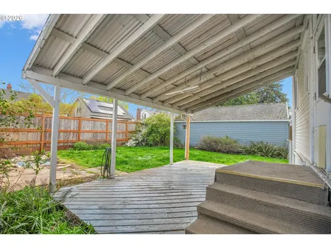 5636 N Delaware Avenue Portland OR 97217
