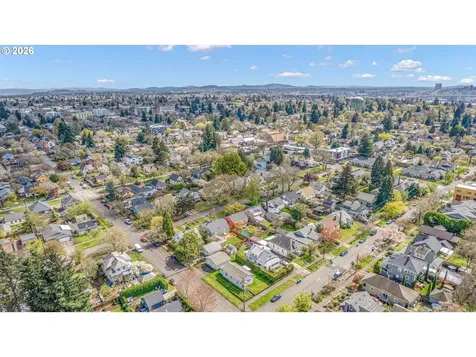 5636 N Delaware Avenue Portland OR 97217
