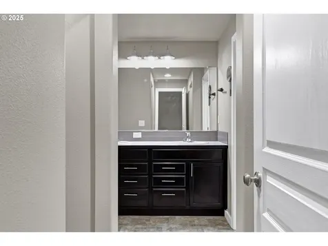 3684 Phantom Way Eugene OR 97402