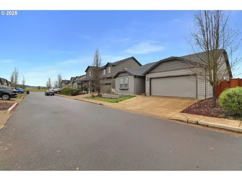 3684 Phantom Way Eugene OR 97402