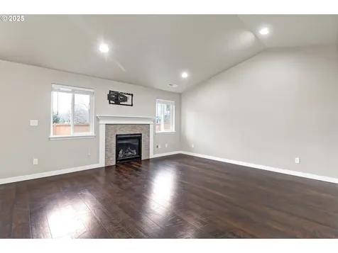 3684 Phantom Way Eugene OR 97402