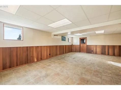 6884 S Hansen Lane Aurora OR 97002