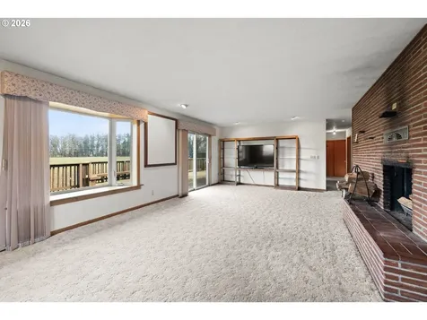 6884 S Hansen Lane Aurora OR 97002