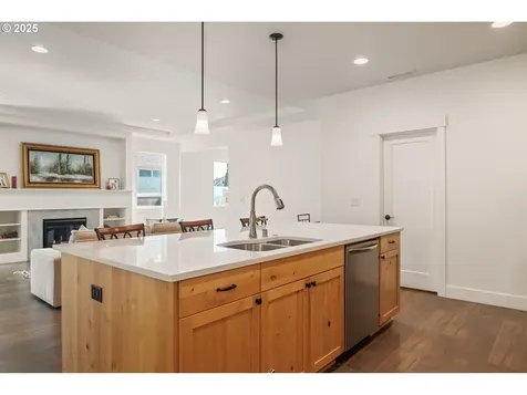 6704 NE 112th Street Vancouver WA 98686