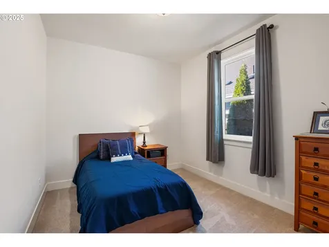 6704 NE 112th Street Vancouver WA 98686