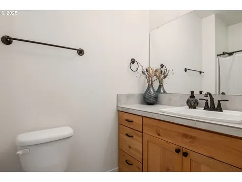 6704 NE 112th Street Vancouver WA 98686