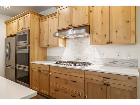 6704 NE 112th Street Vancouver WA 98686