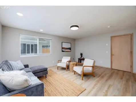 1317 SW 216th Place Beaverton OR 97003