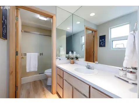 1317 SW 216th Place Beaverton OR 97003