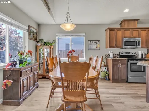 327 NW Pacific Hills Drive Willamina OR 97396