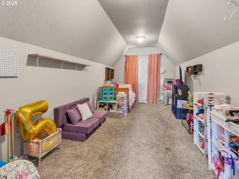 327 NW Pacific Hills Drive Willamina OR 97396