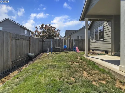 327 NW Pacific Hills Drive Willamina OR 97396