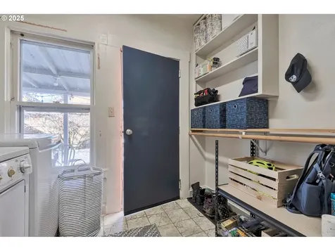 7123 SE Knight Street Portland OR 97206