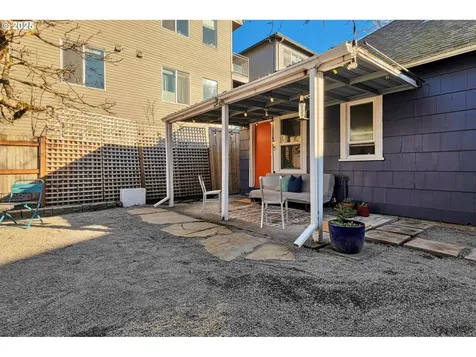 7123 SE Knight Street Portland OR 97206