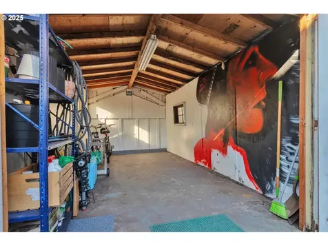 7123 SE Knight Street Portland OR 97206