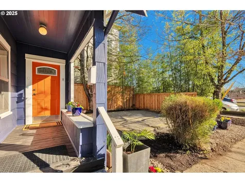 7123 SE Knight Street Portland OR 97206