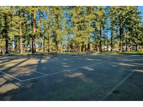 7123 SE Knight Street Portland OR 97206