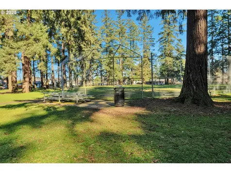 7123 SE Knight Street Portland OR 97206