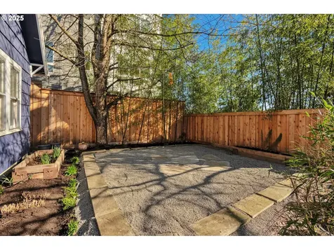 7123 SE Knight Street Portland OR 97206