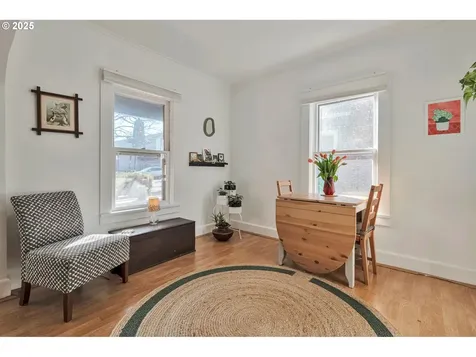 7123 SE Knight Street Portland OR 97206