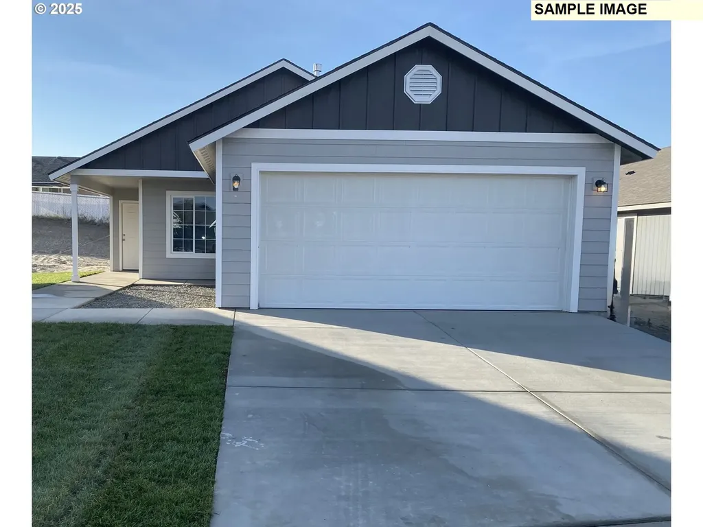 131 Michelle Avenue Umatilla OR 97882