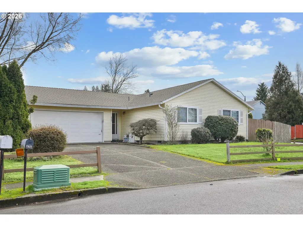 820 NE Cochran Avenue Gresham OR 97030