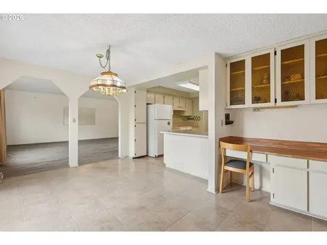 820 NE Cochran Avenue Gresham OR 97030
