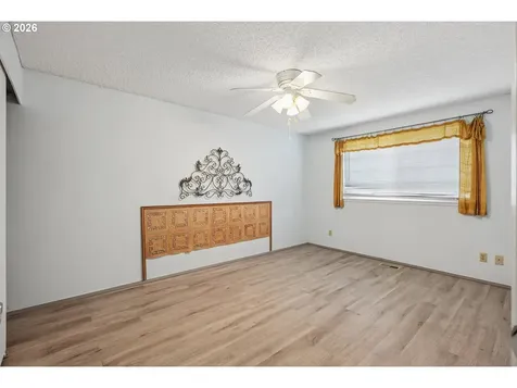820 NE Cochran Avenue Gresham OR 97030