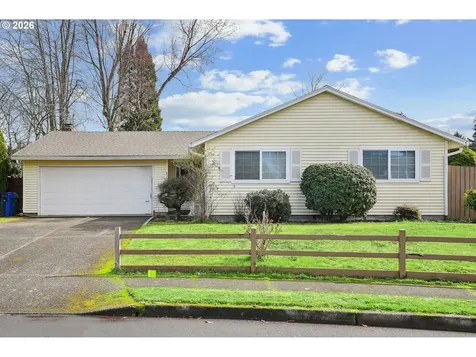 820 NE Cochran Avenue Gresham OR 97030