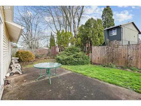 820 NE Cochran Avenue Gresham OR 97030