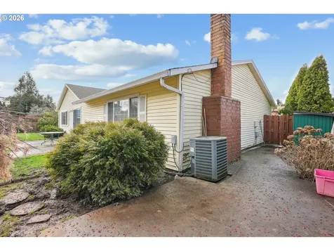 820 NE Cochran Avenue Gresham OR 97030
