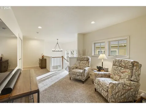 4663 Trillium Woods Lake Oswego OR 97035