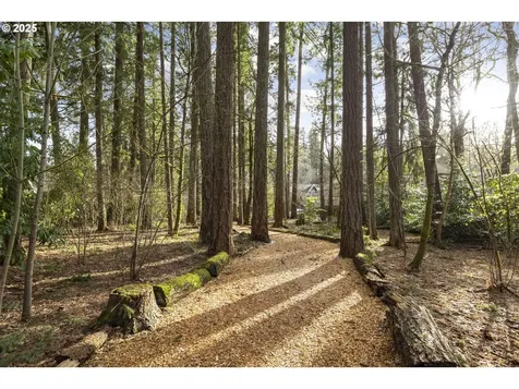 4663 Trillium Woods Lake Oswego OR 97035