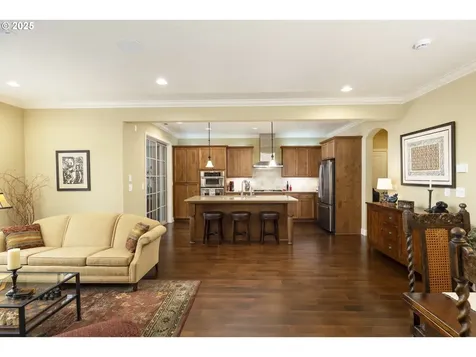 4663 Trillium Woods Lake Oswego OR 97035
