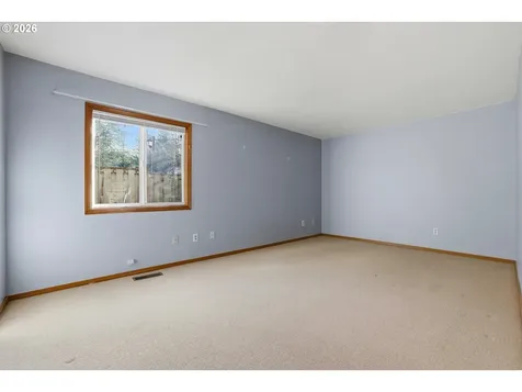 111 Kingsgate Road Lake Oswego OR 97035