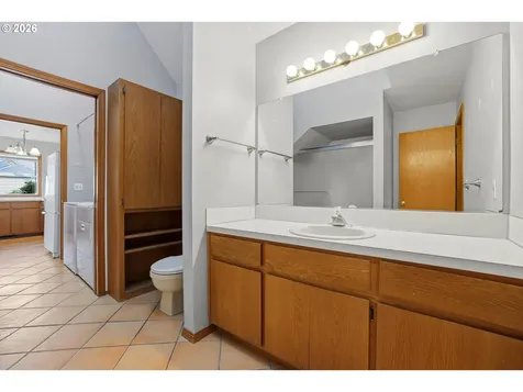 111 Kingsgate Road Lake Oswego OR 97035