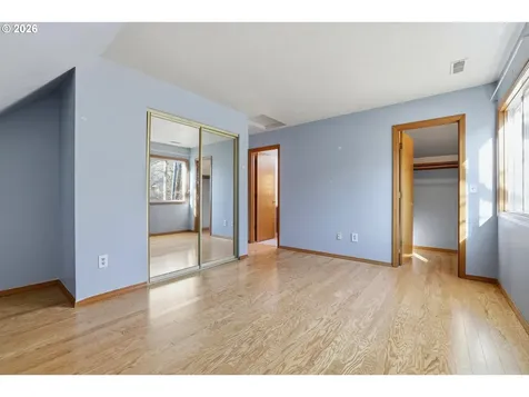 111 Kingsgate Road Lake Oswego OR 97035