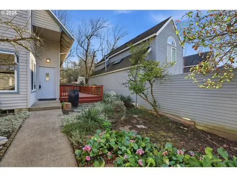 111 Kingsgate Road Lake Oswego OR 97035