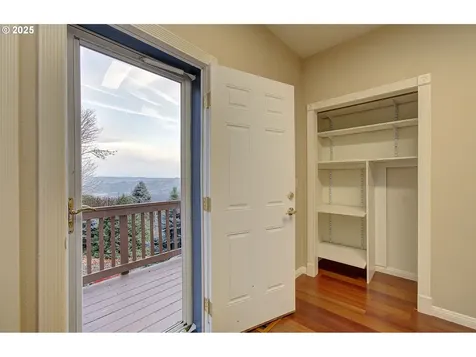 444 Sommerset Road Woodland WA 98674