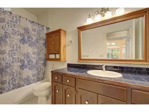 444 Sommerset Road Woodland WA 98674