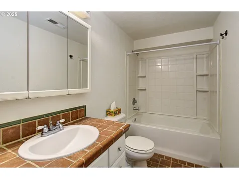 444 Sommerset Road Woodland WA 98674