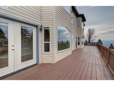 444 Sommerset Road Woodland WA 98674