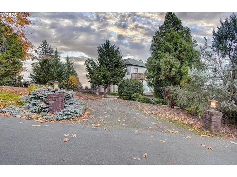 444 Sommerset Road Woodland WA 98674