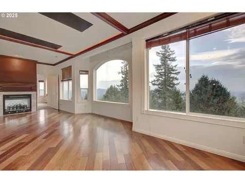 444 Sommerset Road Woodland WA 98674
