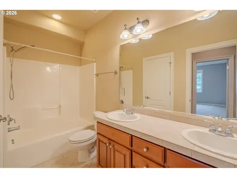 3071 NW Gravenstein Street Camas WA 98607