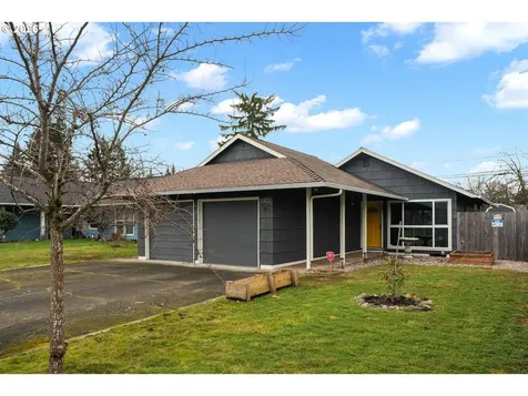 1903 SE 158th Avenue Portland OR 97233