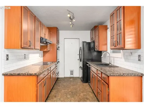 1903 SE 158th Avenue Portland OR 97233