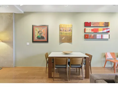 1221 SW 10th Avenue Portland OR 97205
