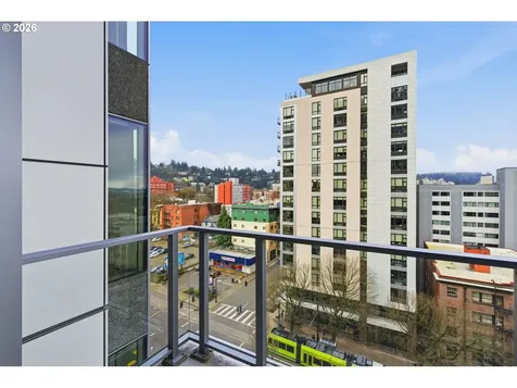 1221 SW 10th Avenue Portland OR 97205